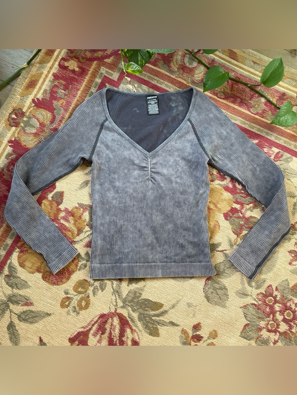 Pink Active Mineral Washed Gray Ruched V-Neck Long Sleeve Ribbed Top